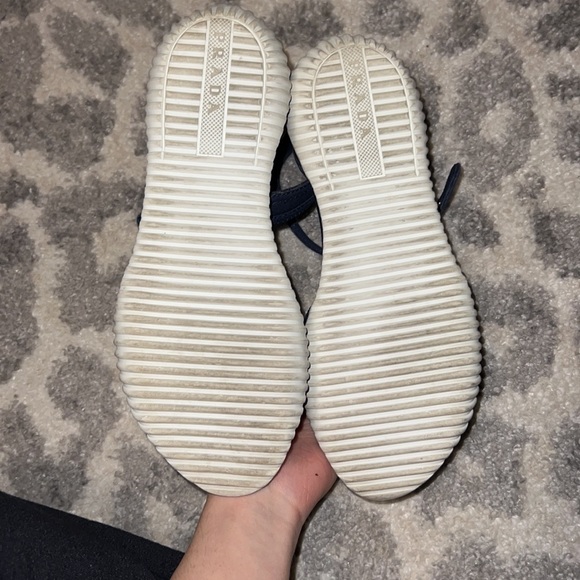 Authentic womens Prada sandals - Picture 2 of 2